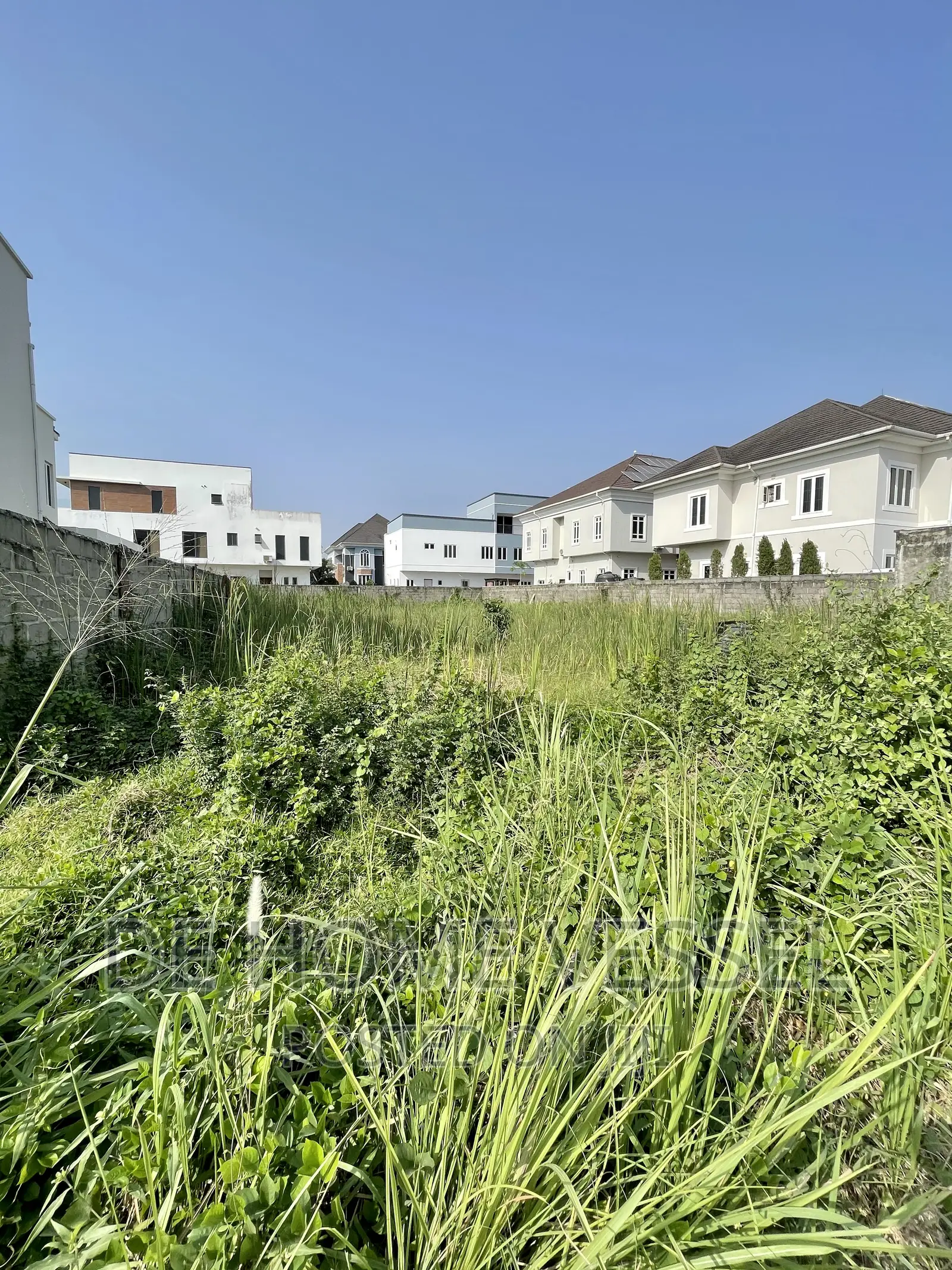 Prime Dry Land in the Best Estate in Osapa london