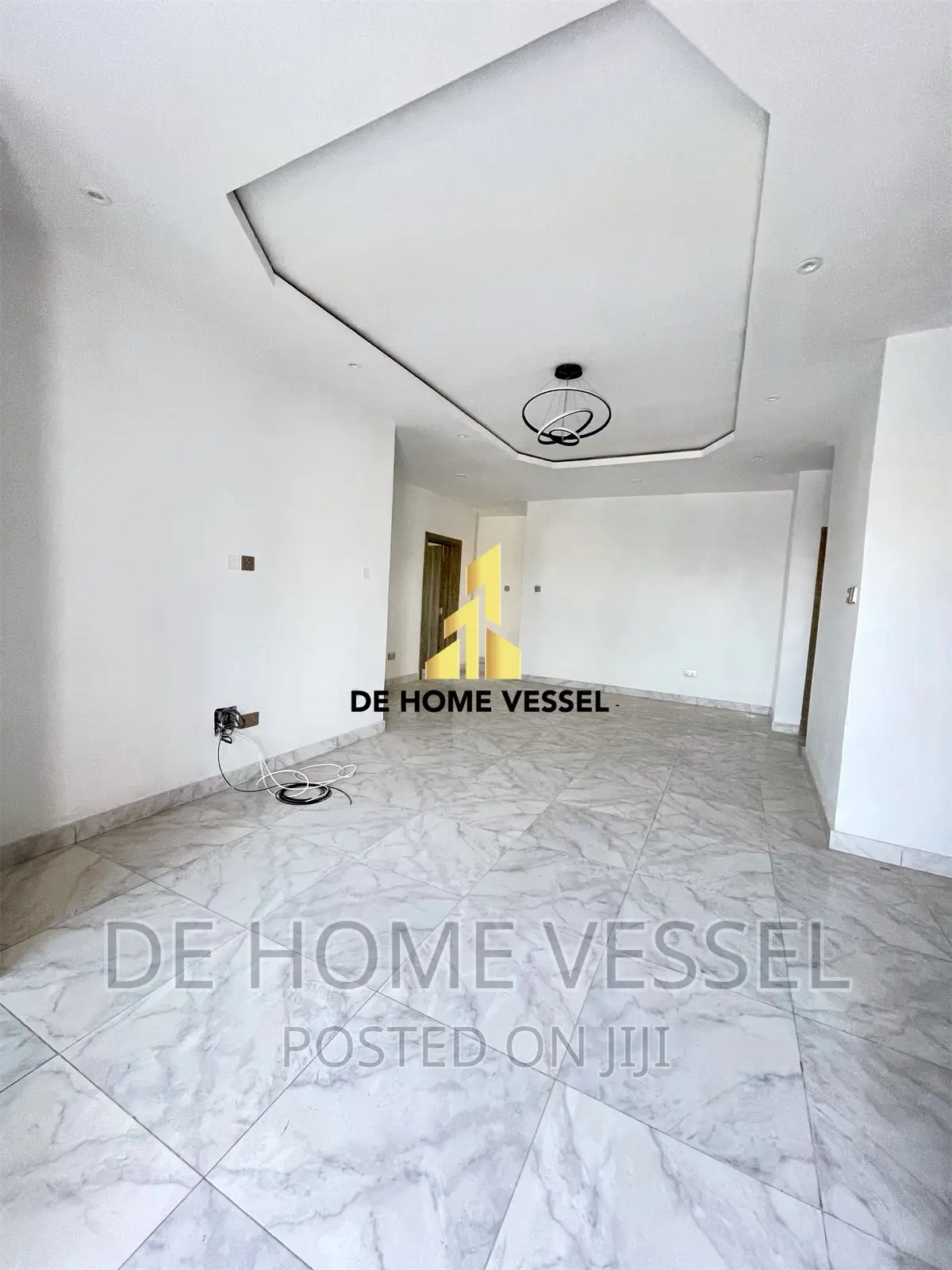 4bdrm Apartment in Osapa london for sale in Osapa london