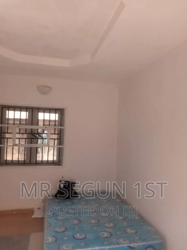 Studio Apartment in Agara Estate, Akala Express for rent in Akala Express