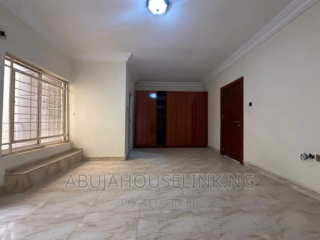4bdrm Duplex in Asokoro Abuja for sale in Asokoro