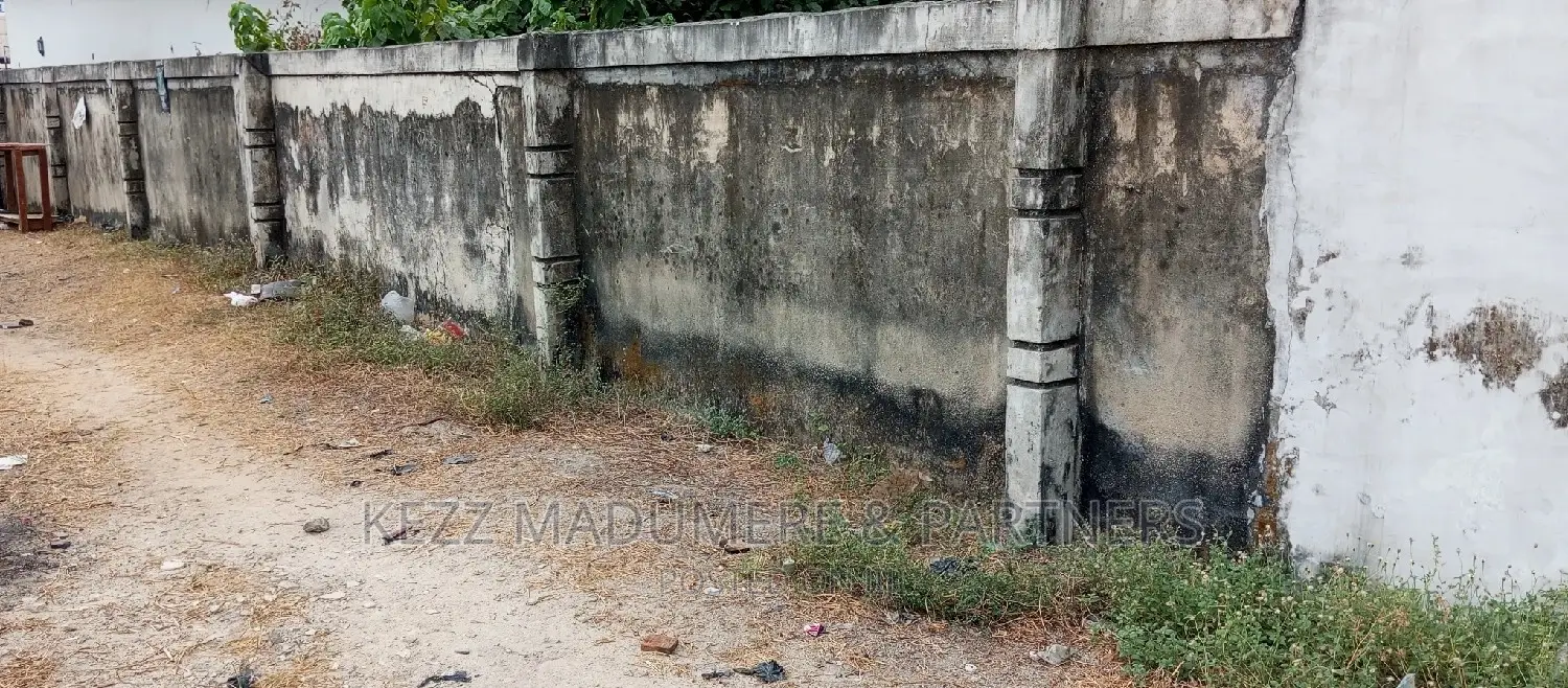 For Sale: 4 Plots on the MAJOR PSYCHIATRIC HOSPITAL RD in Port-Harcourt
