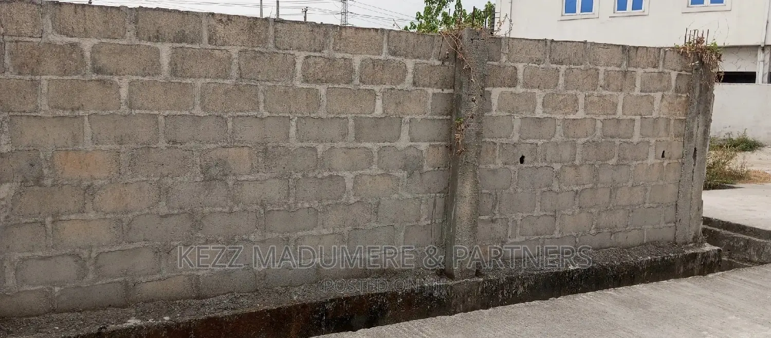 For Sale: 6 Plots on the Major Iwofe Road in Port-Harcourt