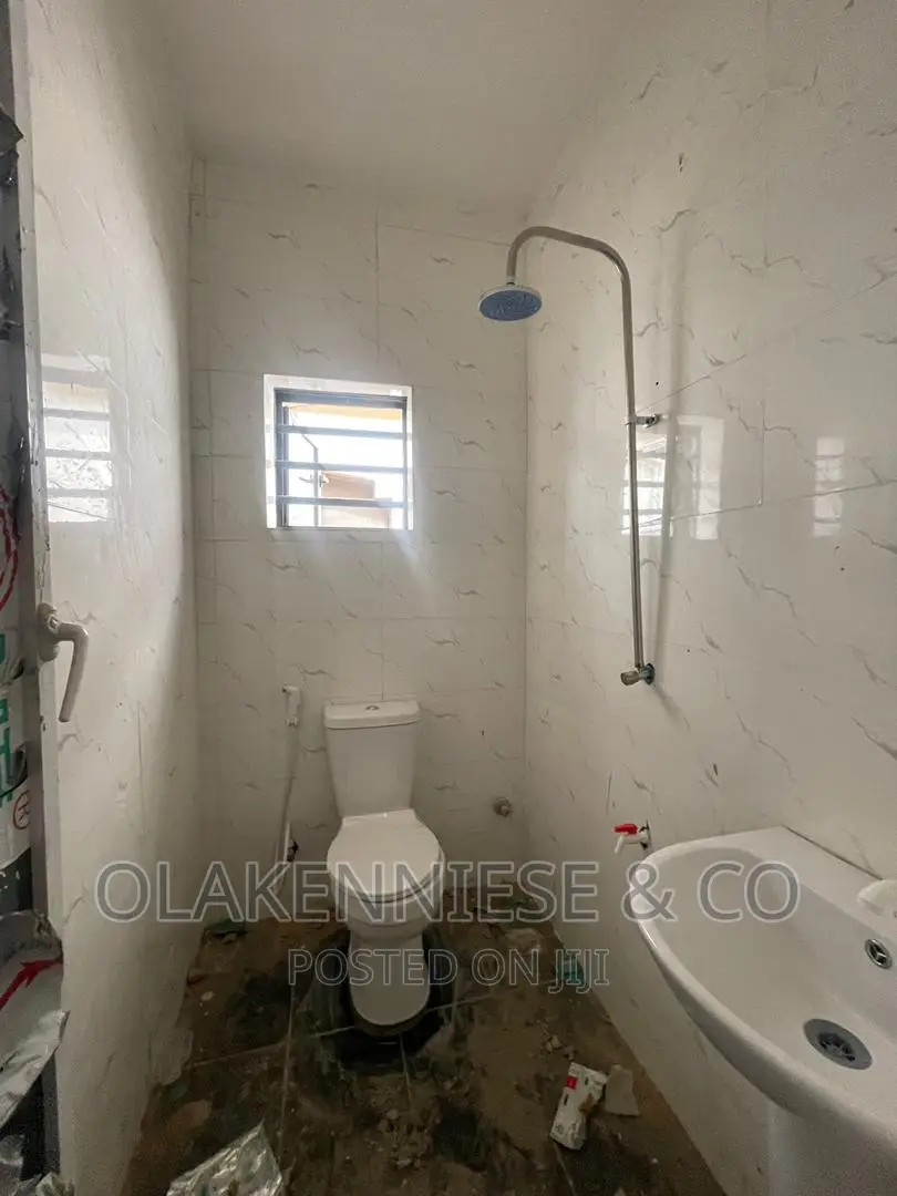 2bdrm Block of Flats in Aguda for rent in Aguda / Surulere