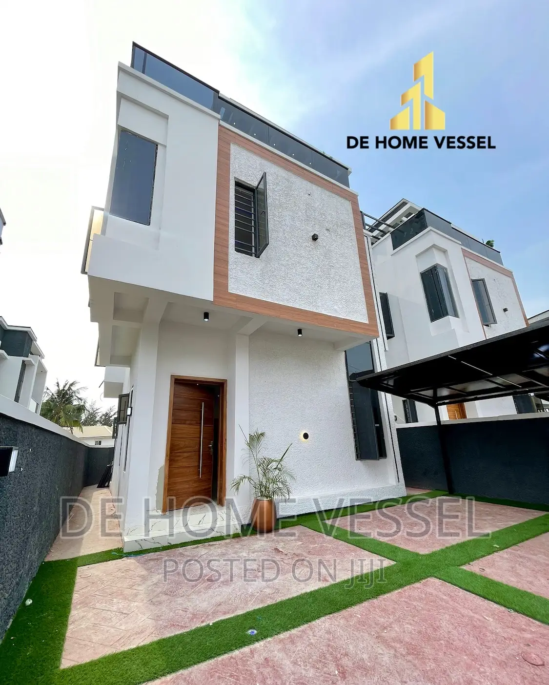 4bdrm Duplex in Ikota for sale in Ikota