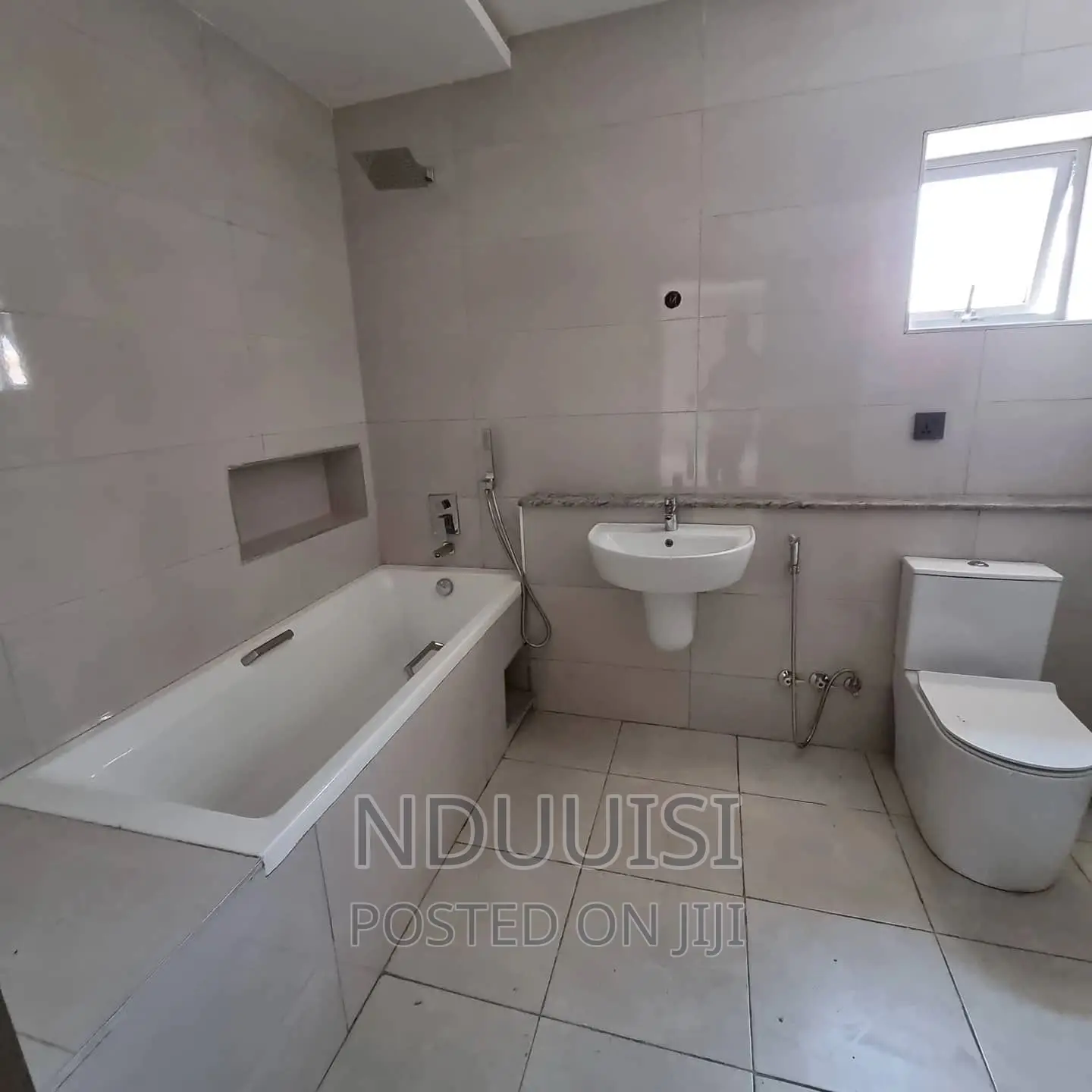 5bdrm Duplex in Wuye for sale in Wuye