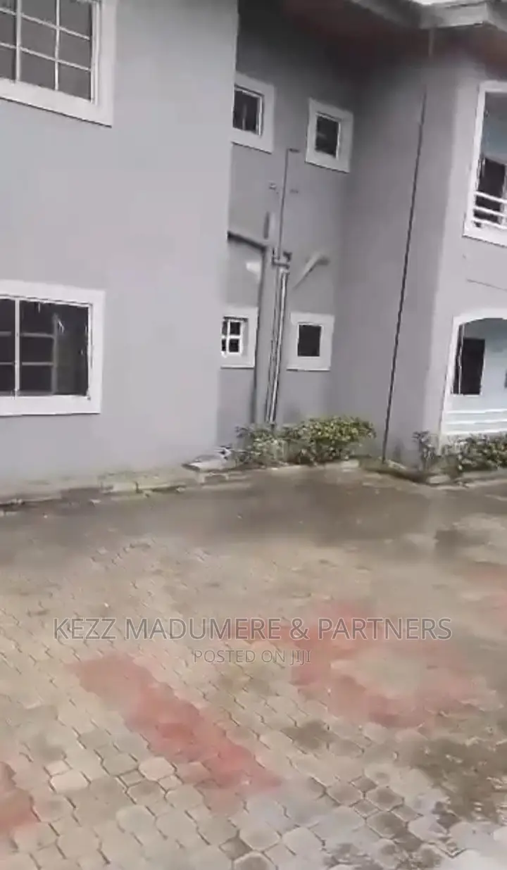 16bdrm Block of Flats in Dr Peter Odili, Port for sale in Port-Harcourt