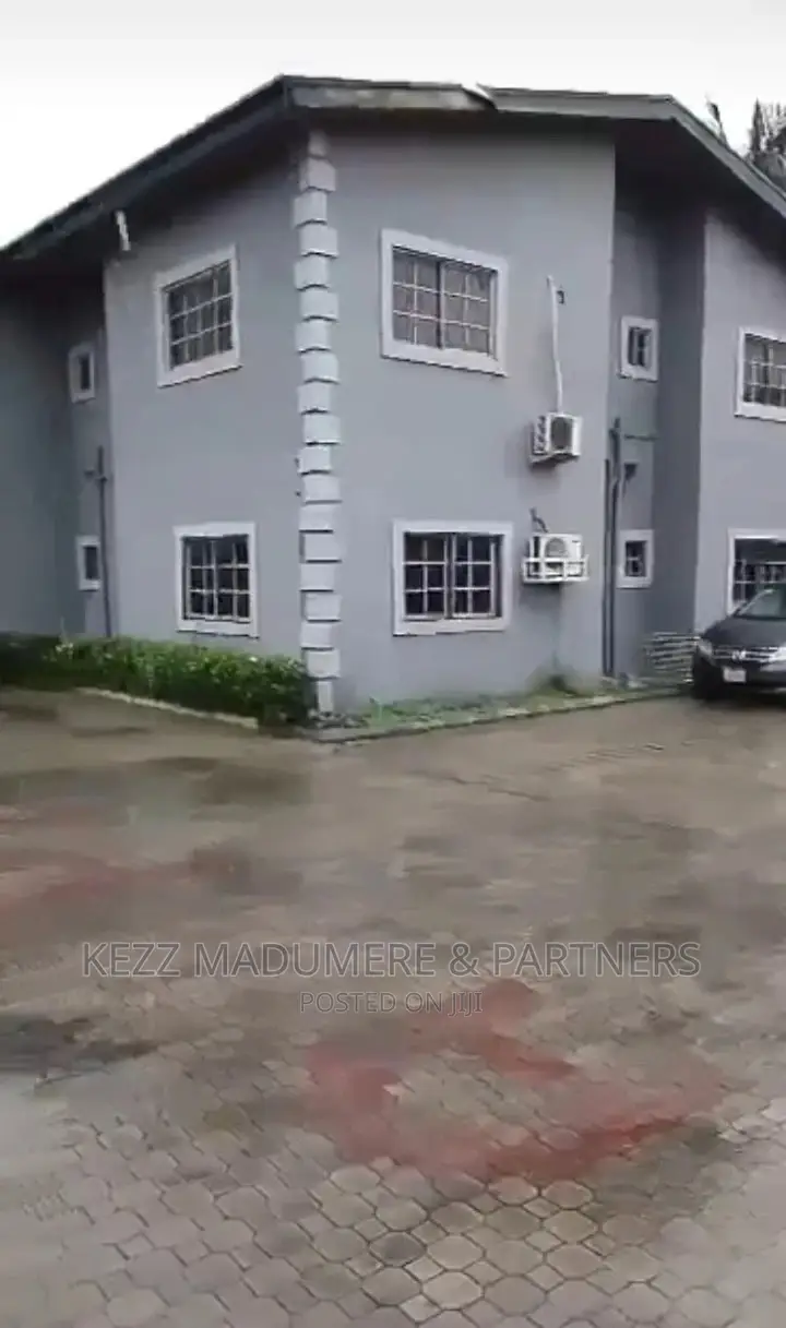 16bdrm Block of Flats in Dr Peter Odili, Port for sale in Port-Harcourt