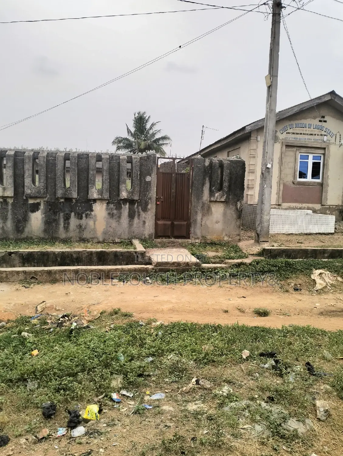 Empty Space/Land Along Oladun Road by Lasu Rd in Iseri Olofin