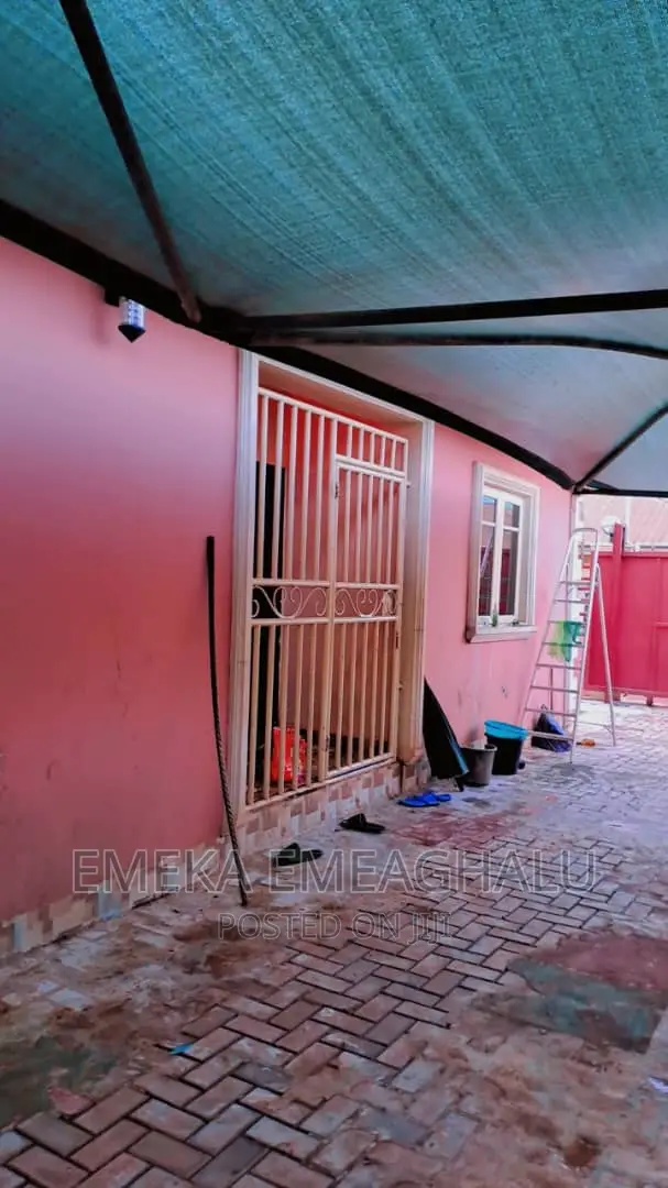 3bdrm Bungalow in Premier Layout, Enugu for sale in Enugu