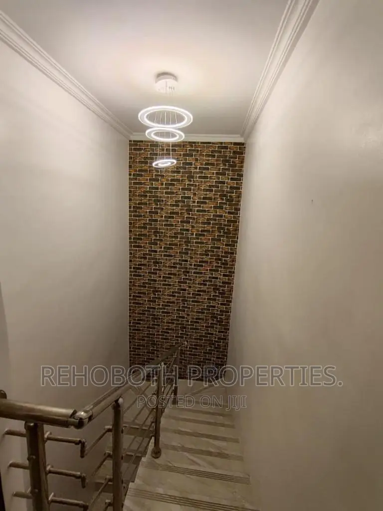 5bdrm Duplex in Oluyole Estate, Ibadan for sale in Ibadan