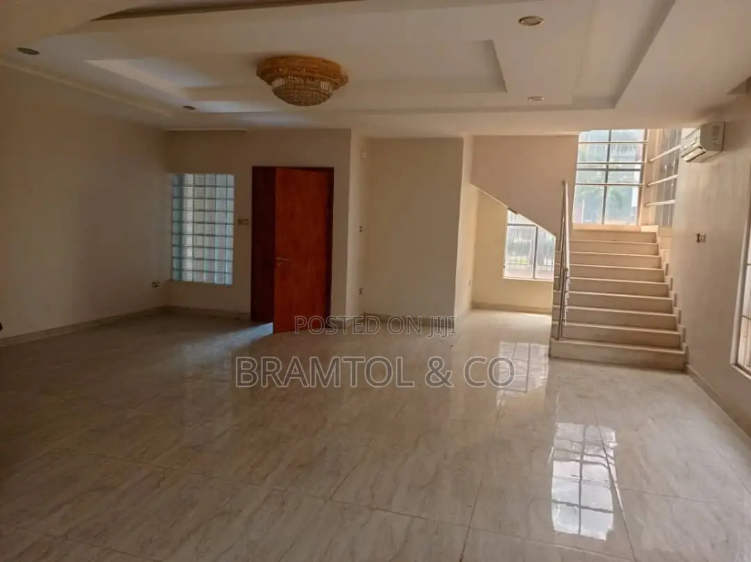 3bdrm Apartment in Lugbe District for rent in Lugbe District