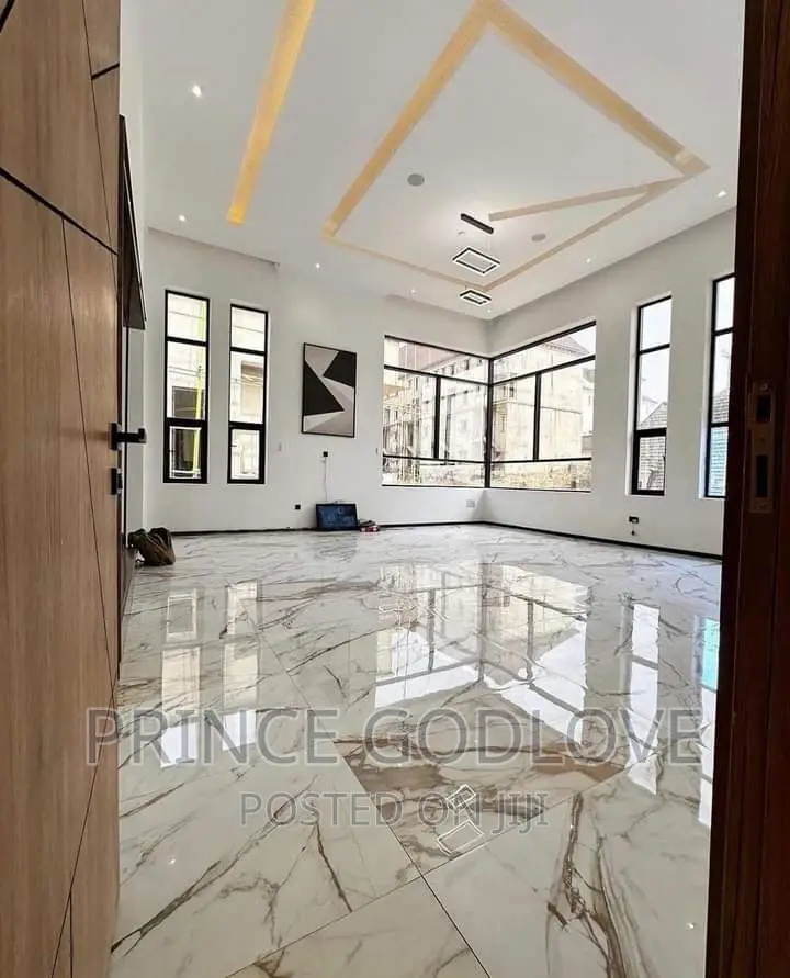 5bdrm Duplex in Asokoro for sale in Asokoro