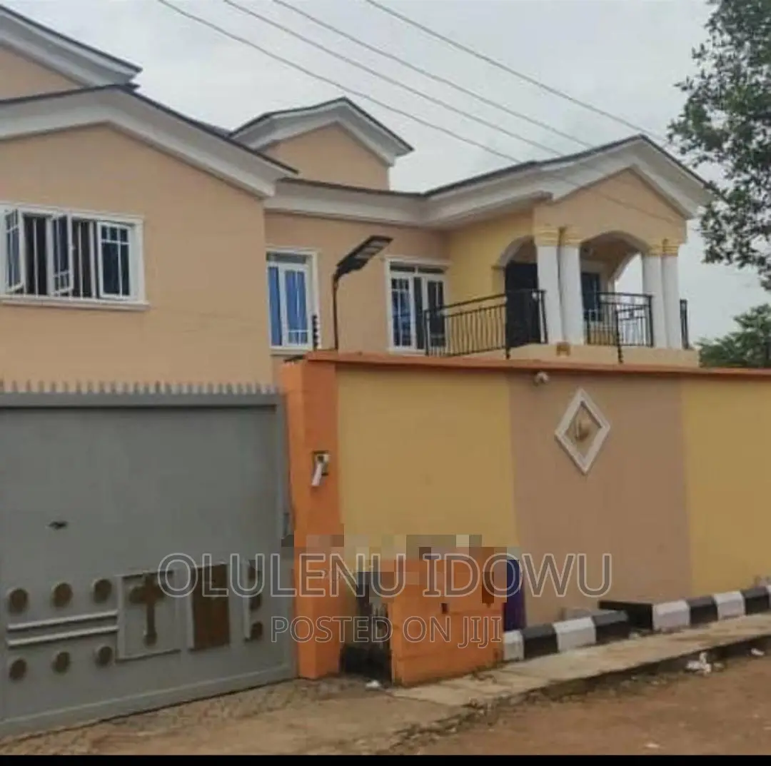 Furnished 6bdrm Mansion in Beckley Estate, Alimosho for sale in Alimosho
