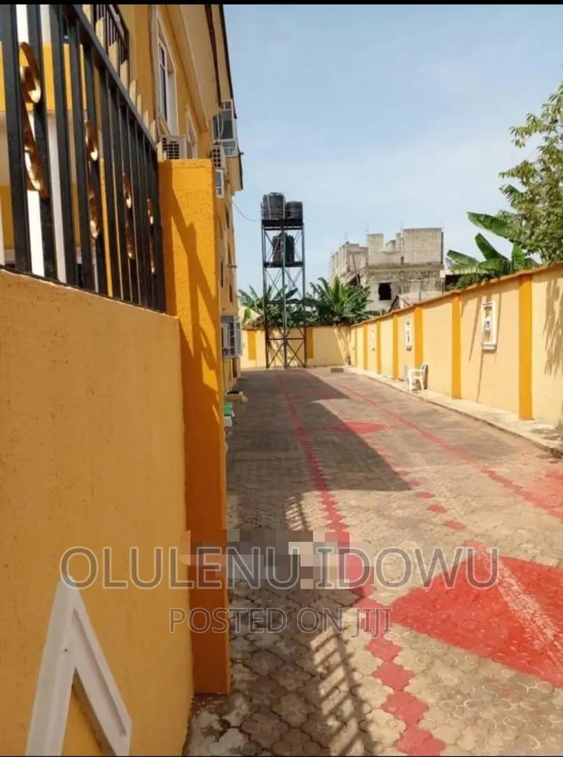 Furnished 6bdrm Mansion in Beckley Estate, Alimosho for sale in Alimosho