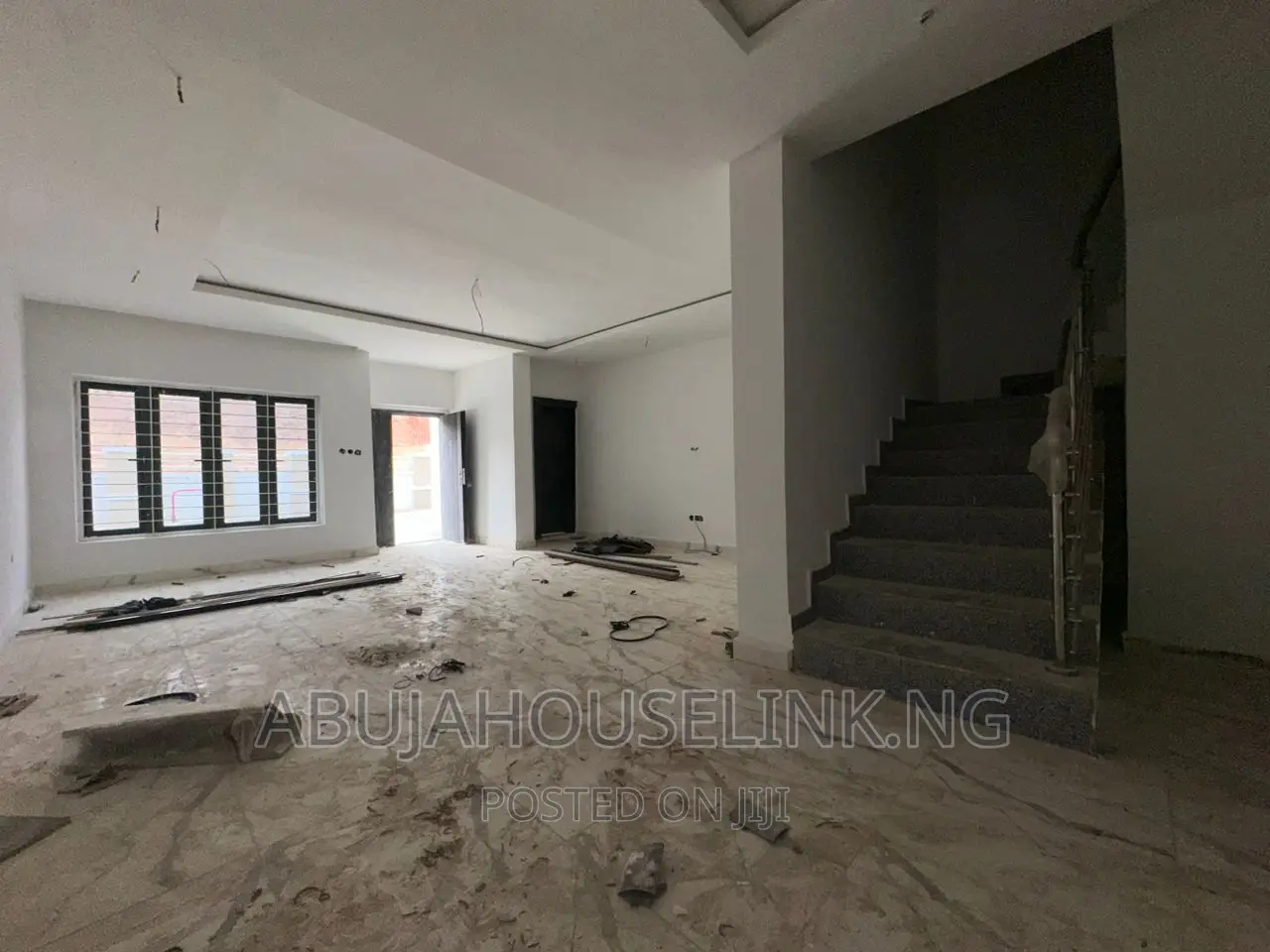 4bdrm Duplex in Guzape Main Abuja for sale in Guzape District