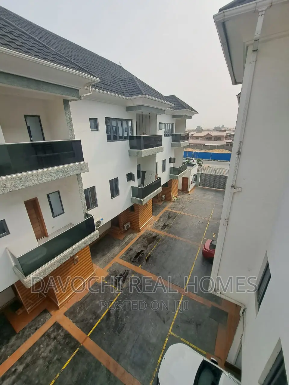 4bdrm Duplex in Jakande Osapa, Lekki for rent in Lekki