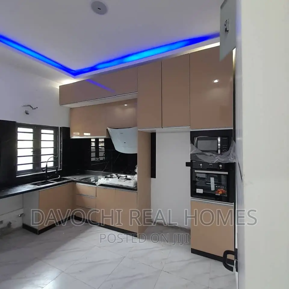 4bdrm Duplex in Ikate, Lekki for rent in Lekki