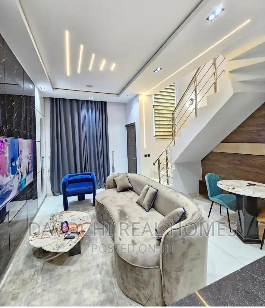 Furnished Studio Apartment in Ikota Gra, Lekki for rent in Lekki