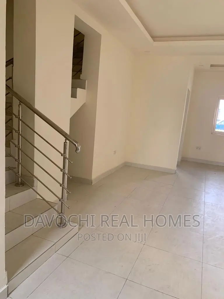 2bdrm Duplex in Abraham Adesanya, Ajah for rent in Ajah