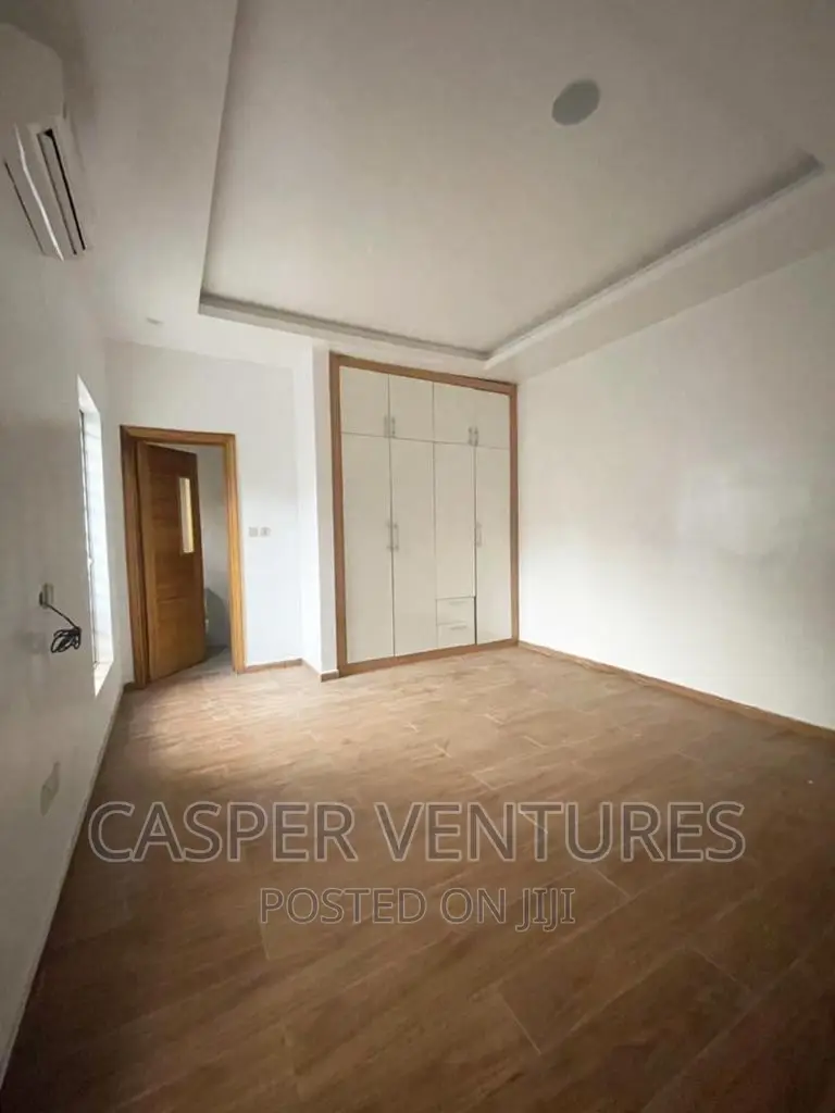 1bdrm Shared Apartment in Osapa for rent in Osapa london