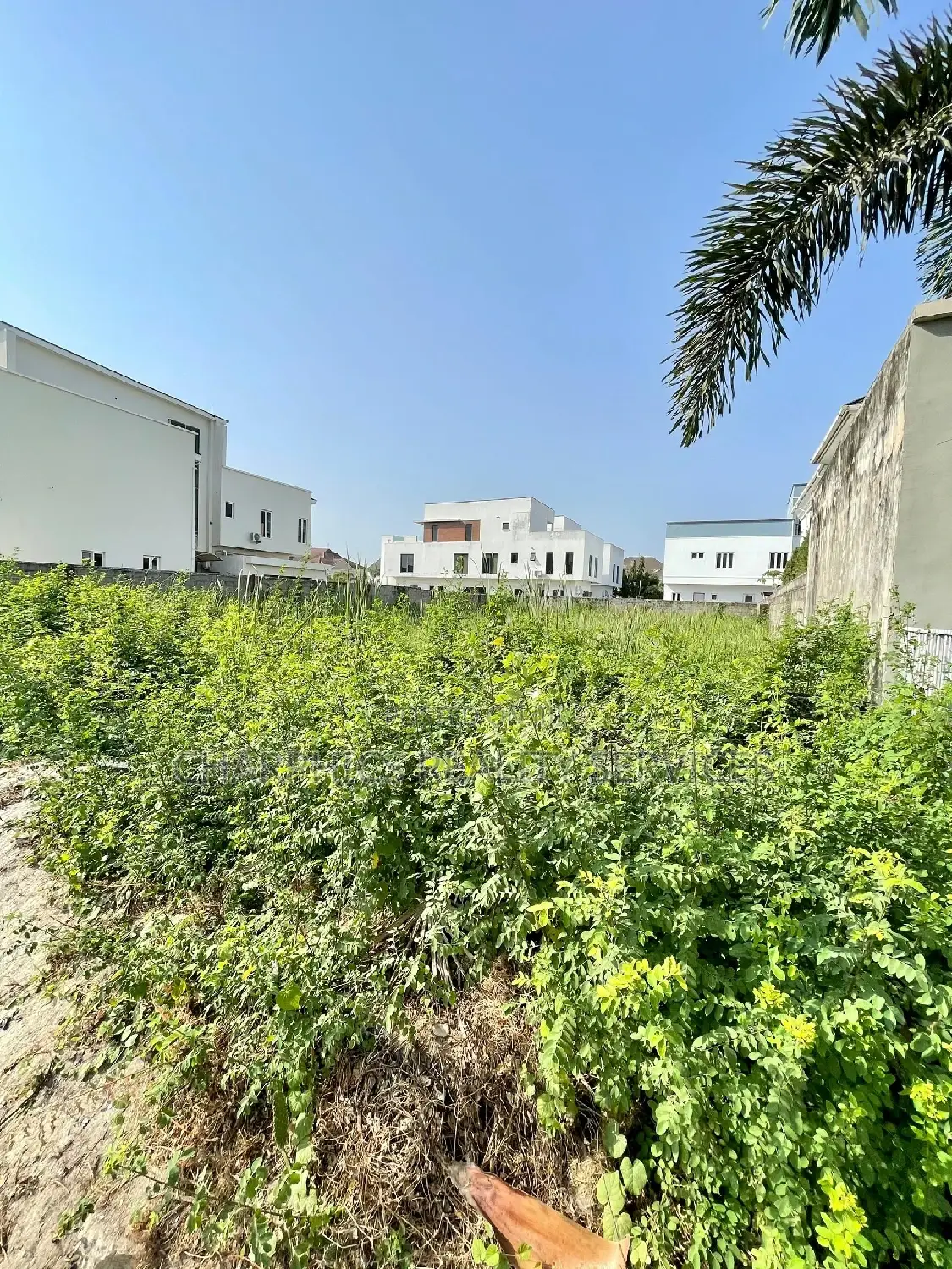 Land for Sale 619sqm Pinnock Beach Estate, Osapa, Lek in Osapa london