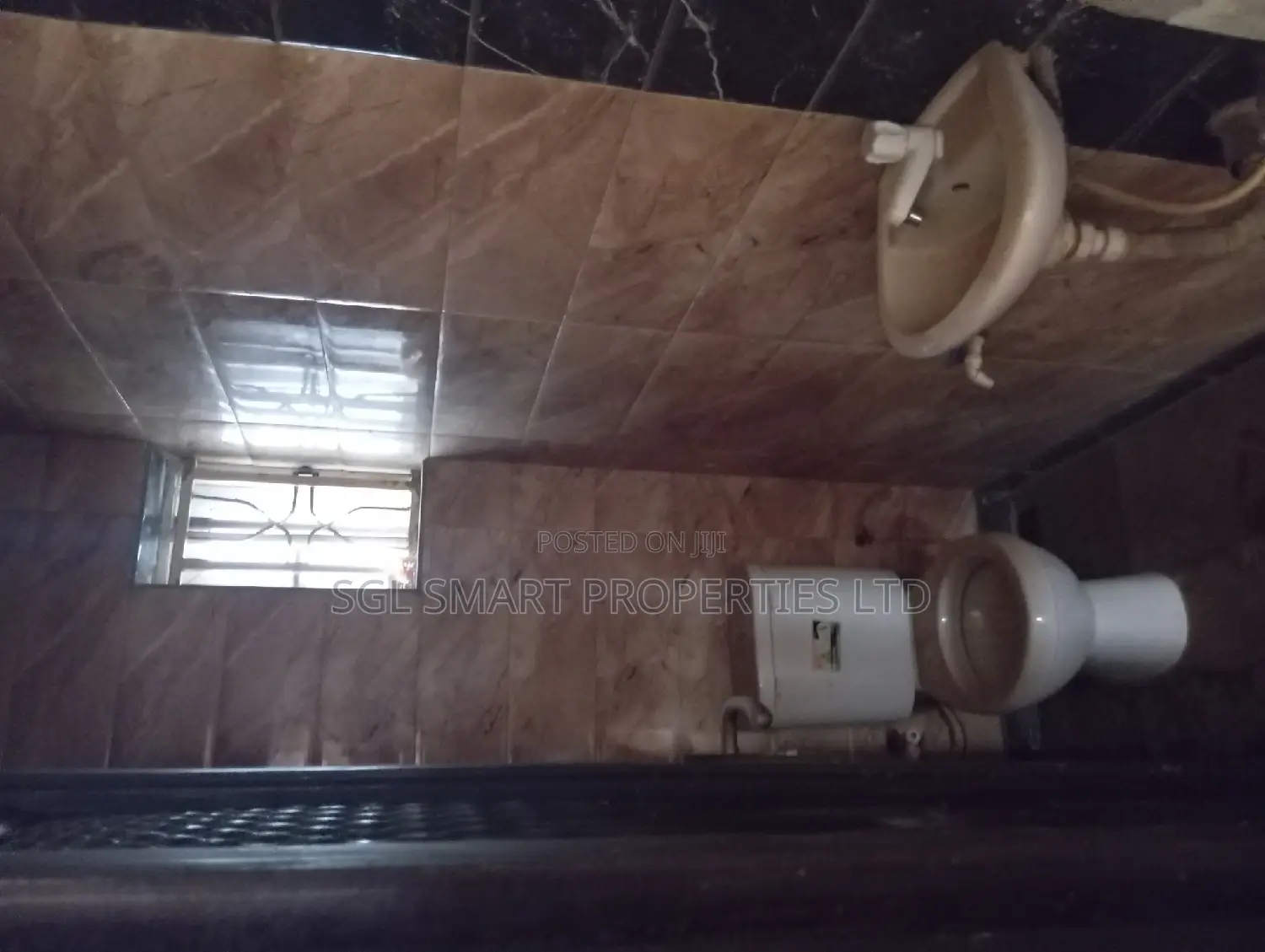 Warehouse to Let at Ziks Avenue in Awka