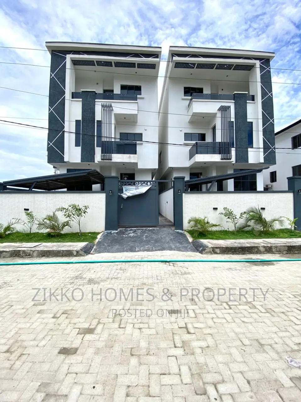 5bdrm Duplex in Ikate, Lekki for sale in Lekki