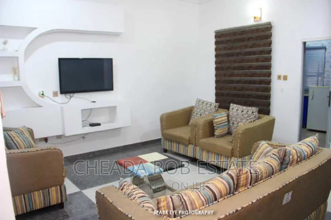 Luxurious Amazing Secured 2bedroom| 24hrs Light at Stadium in Aba Expressway