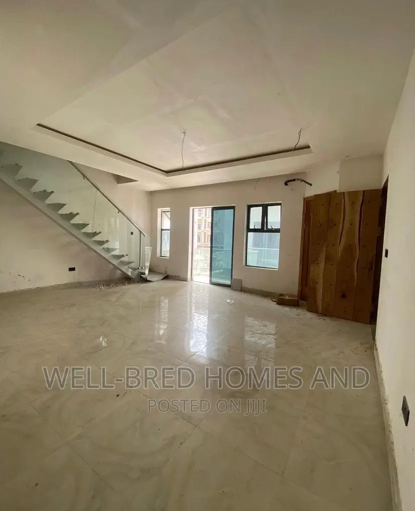 2bdrm Apartment in Freedom Way, Lekki for rent in Lekki