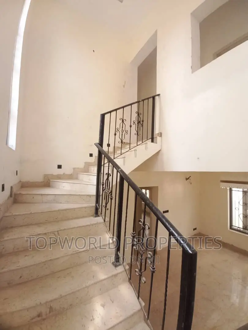 Furnished 5bdrm Duplex in Magodo Phase 2, Agboyi/Ketu for sale in Agboyi/Ketu