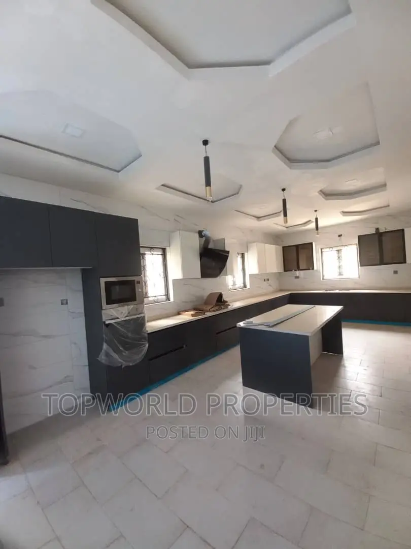 Furnished 5bdrm Duplex in Magodo Phase 2, Agboyi/Ketu for sale in Agboyi/Ketu