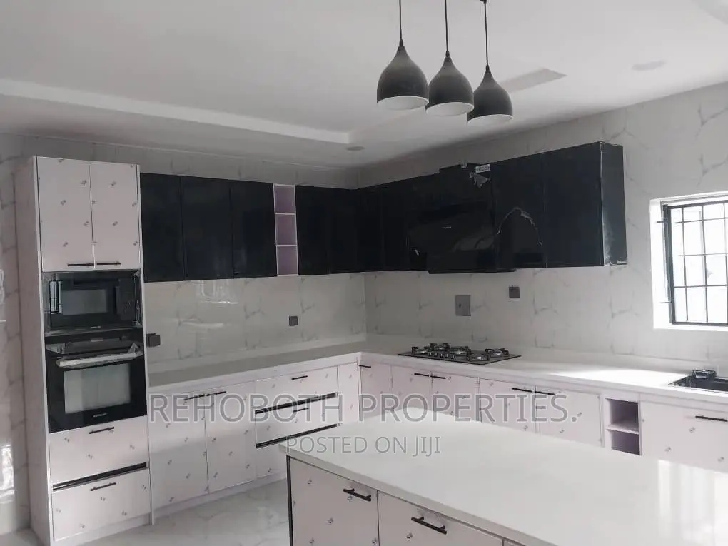 5bdrm Duplex in Oluyole Estate, Ibadan for sale in Ibadan