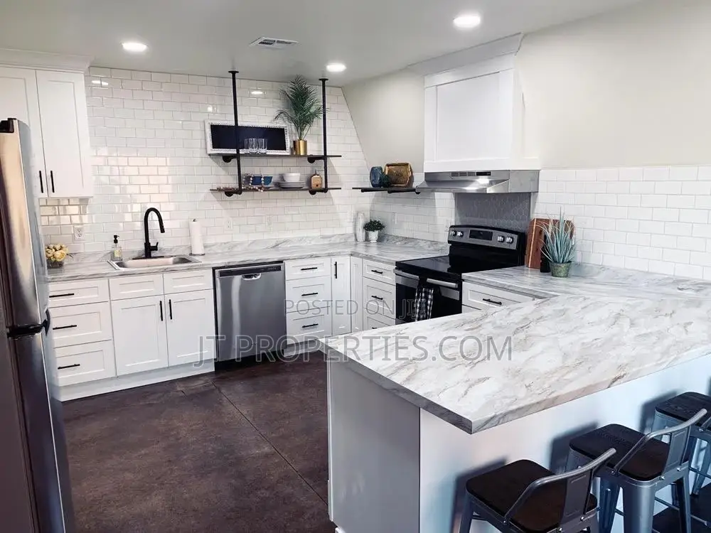 Lux 3bedroom Apartment Garki With Swimming Pool an Snooker in Garki 2