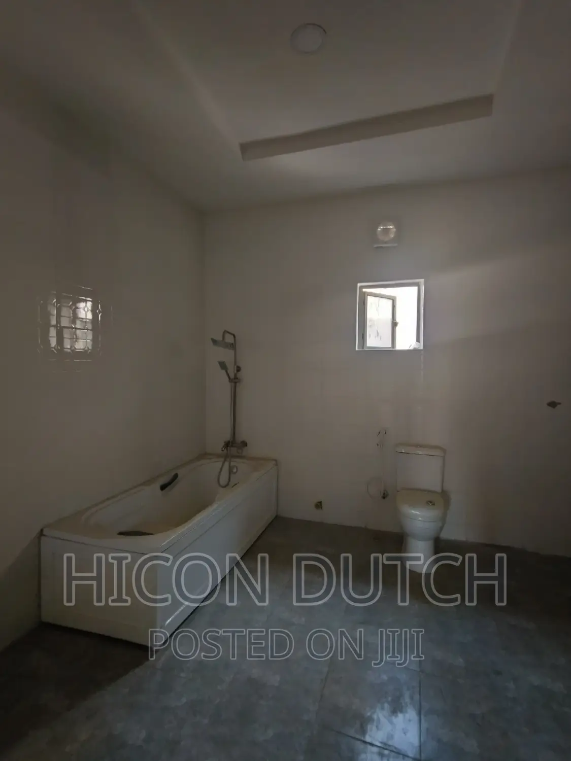4bdrm Duplex in Berger Hospital, Life Camp for rent in Life Camp