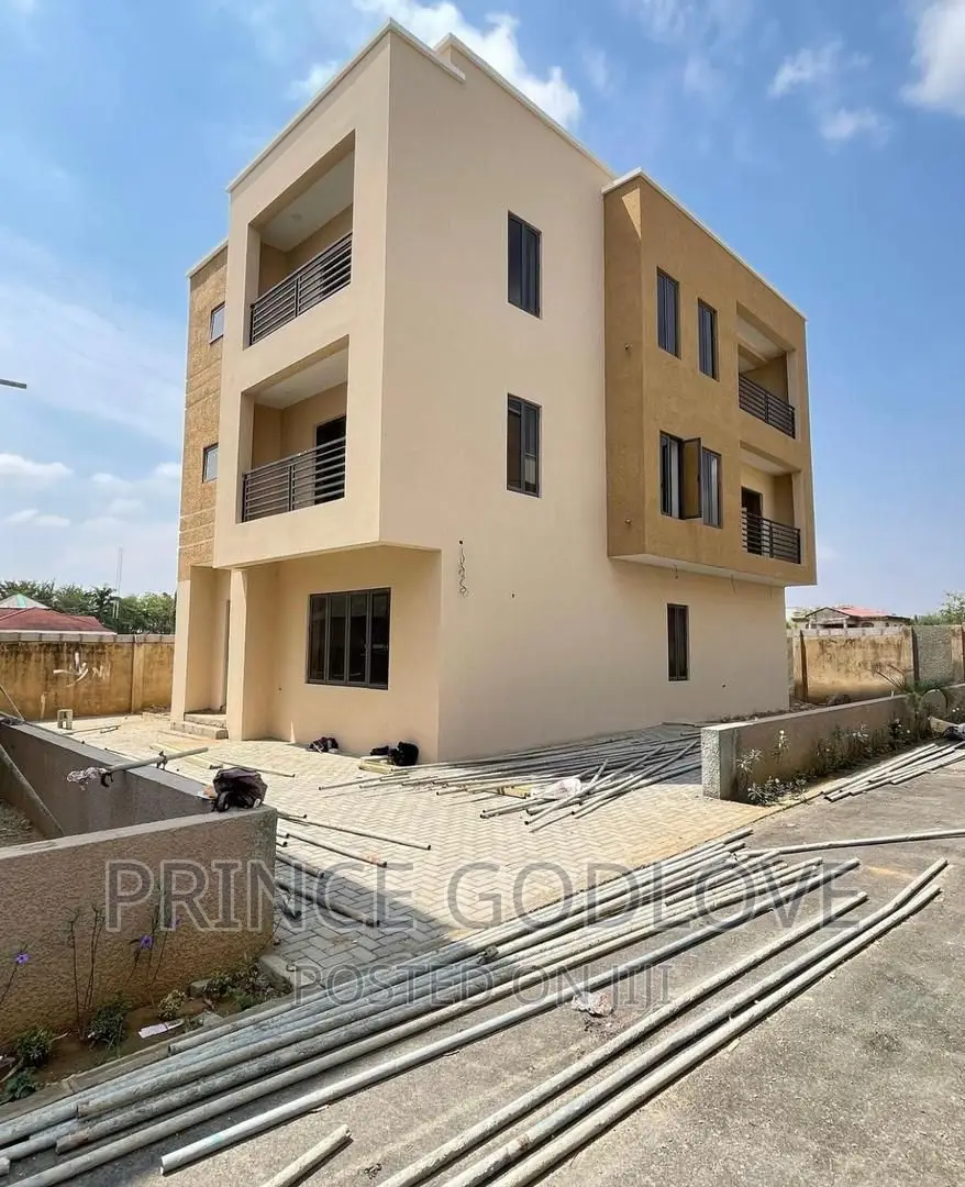 6bdrm Duplex in Jabi for sale in Jabi