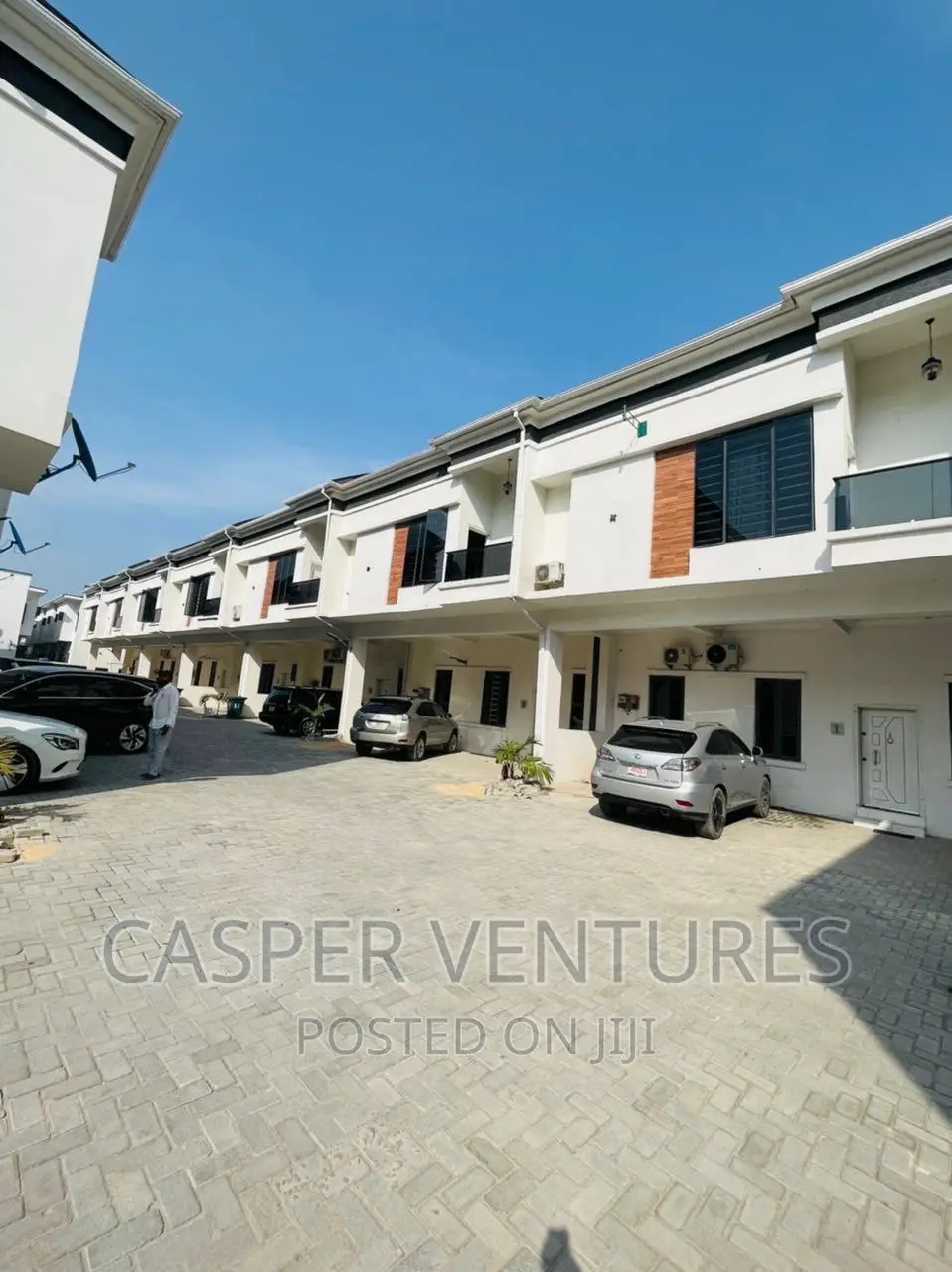 Studio Apartment in Orchid, Chevron for rent in Chevron