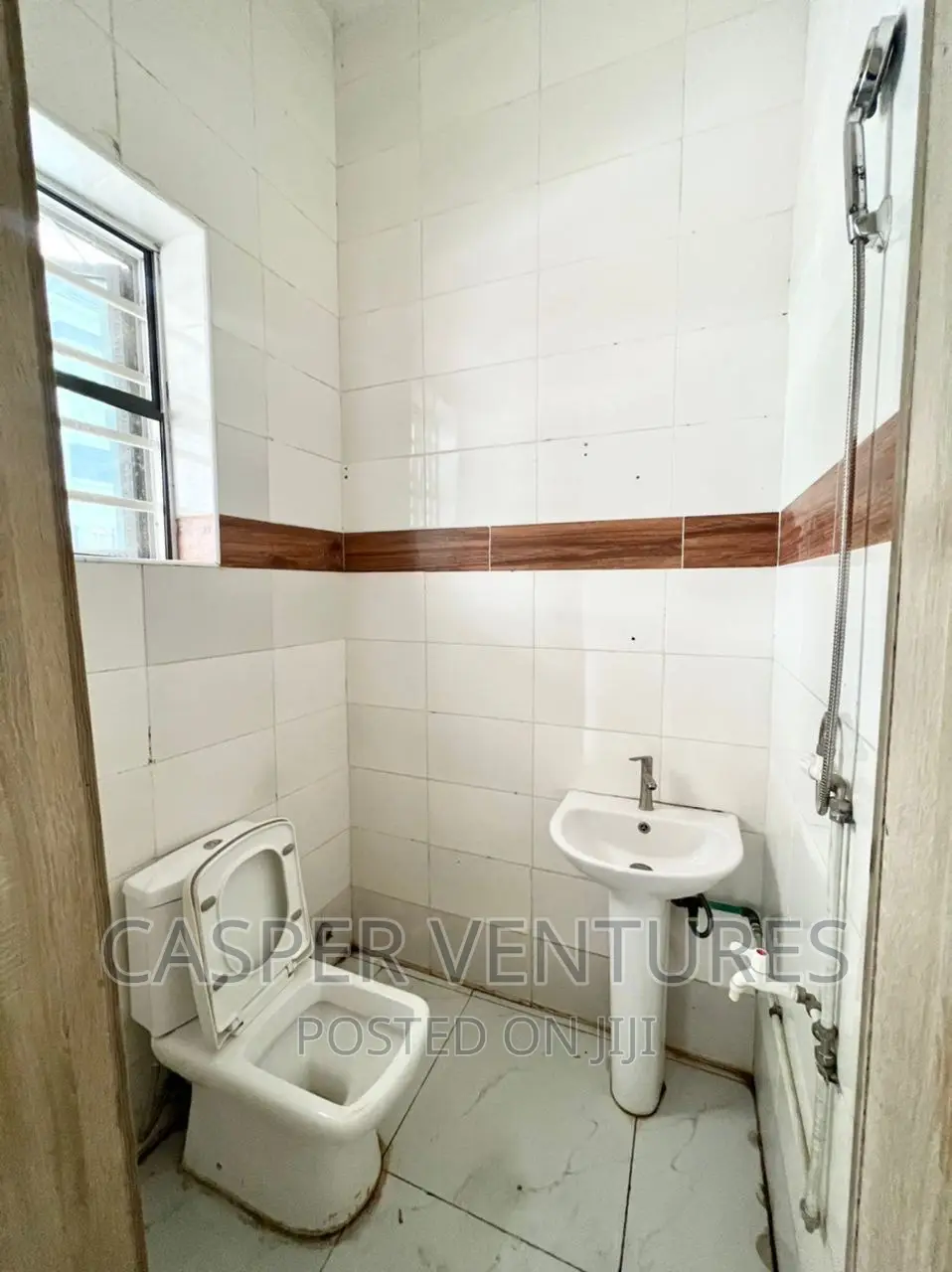 Studio Apartment in Orchid, Chevron for rent in Chevron