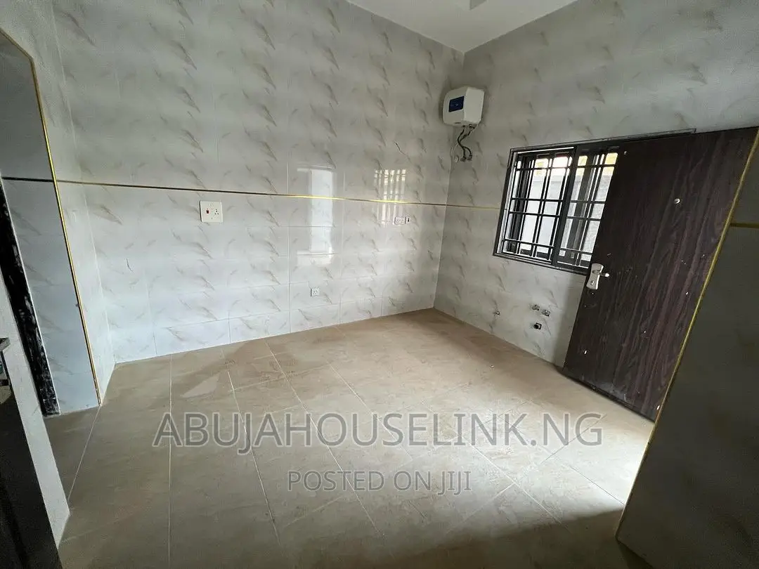 4bdrm Duplex in Wuye Abuja for sale in Wuye