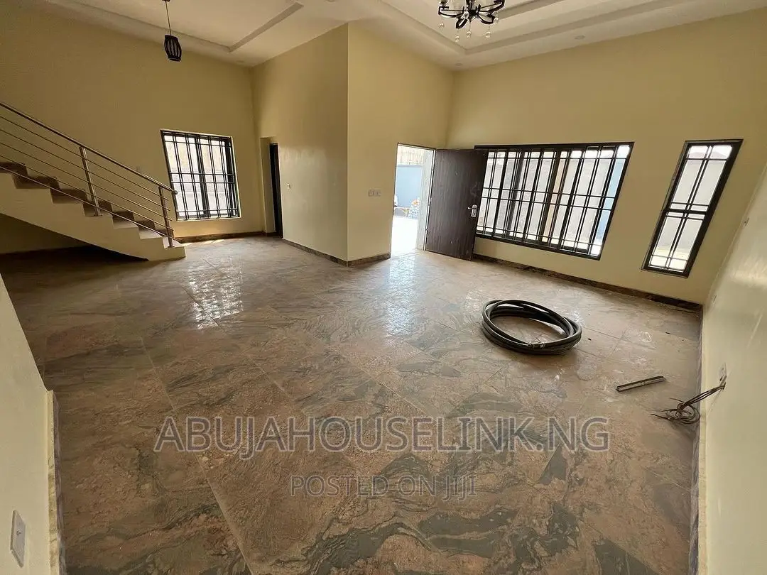 4bdrm Duplex in Wuye Abuja for sale in Wuye