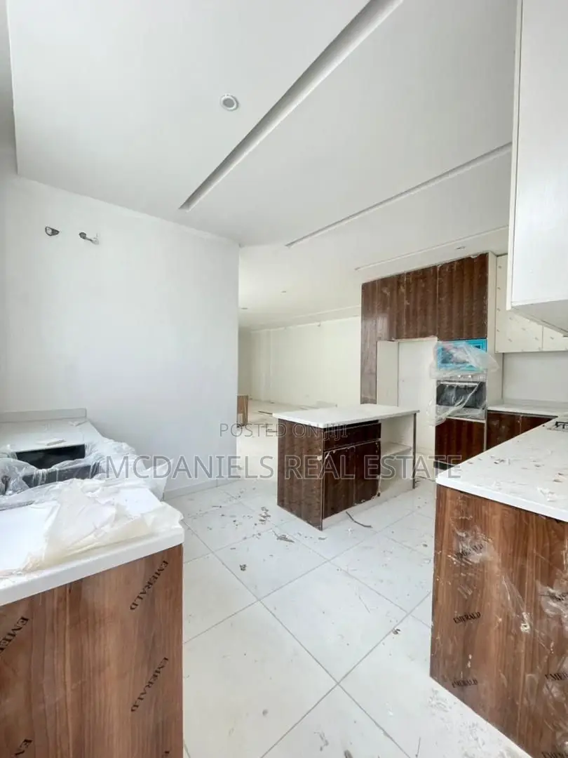 2bdrm Apartment in Ikate for sale in Ikate