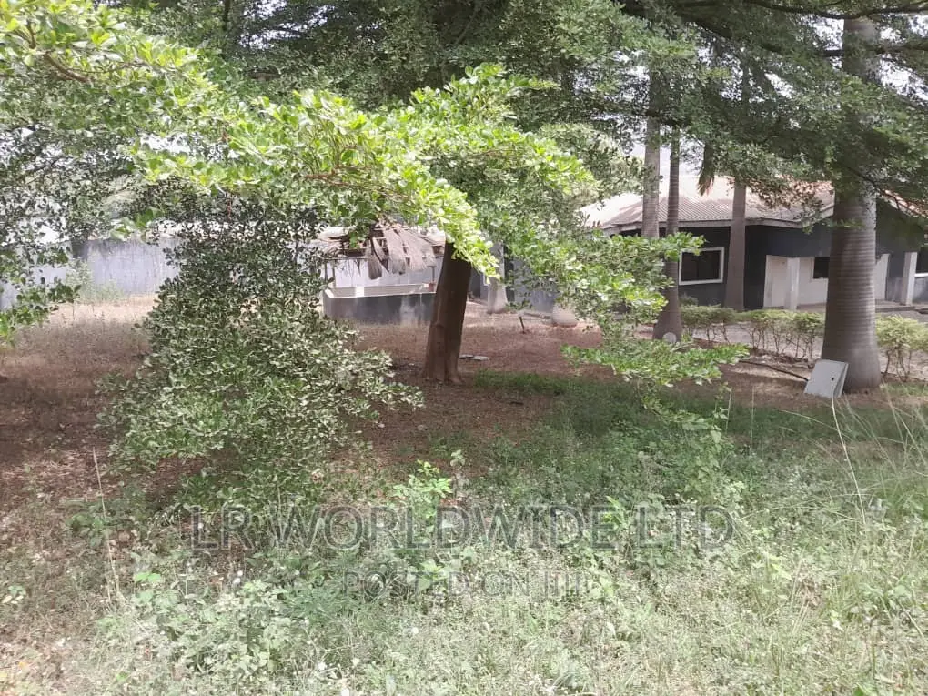 1300sqm Land Space for Sale in Maitama Main in Maitama
