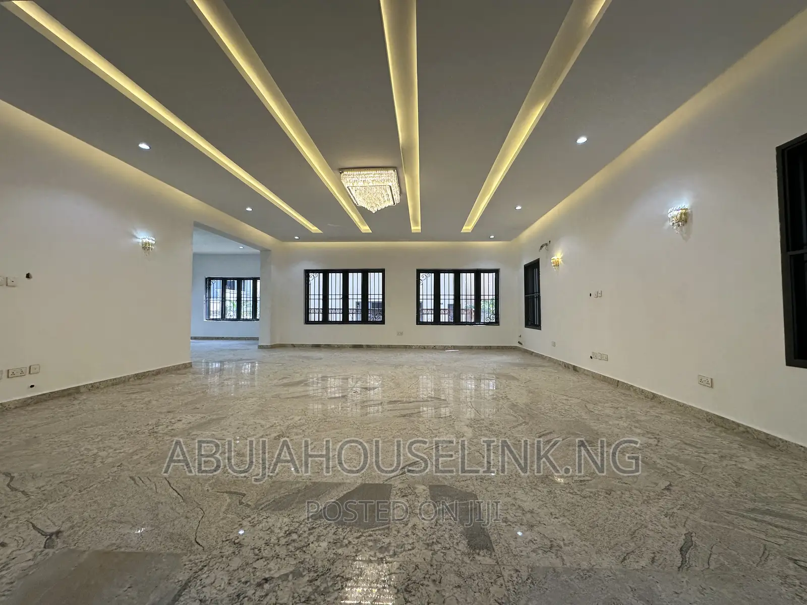 7bdrm Duplex in Asokoro Abuja for sale in Asokoro