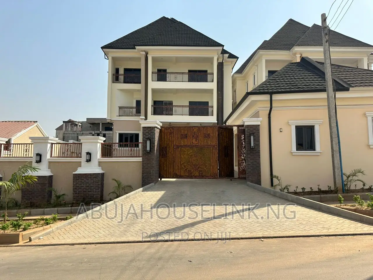 7bdrm Duplex in Asokoro Abuja for sale in Asokoro