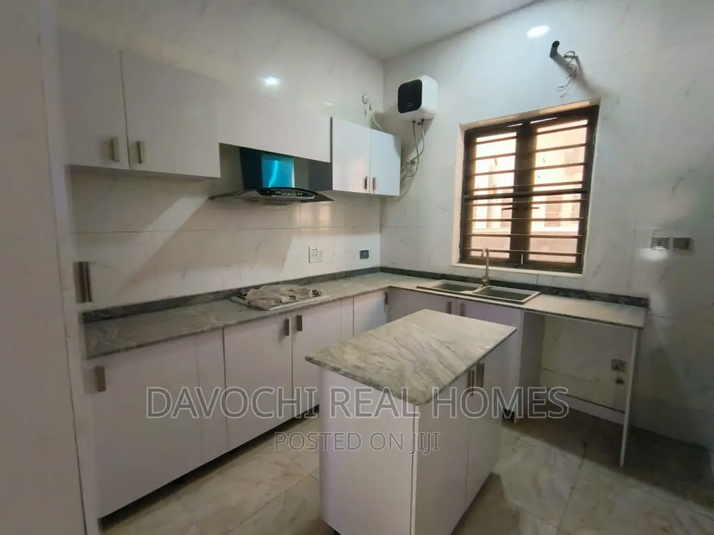 4bdrm Duplex in Ikota, Lekki for rent in Lekki