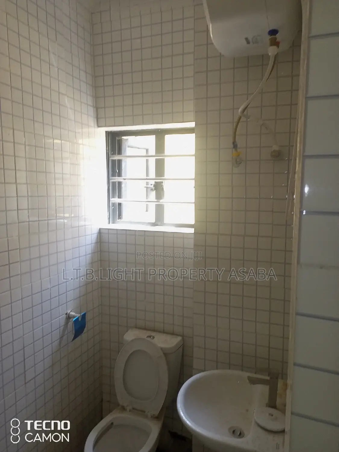 2bdrm Block of Flats in L.T.B Light 🚨, Oshimili North for rent in Oshimili North