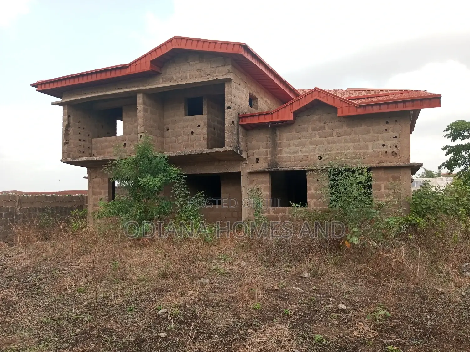 8bdrm Duplex in New Airport Road, for sale in Alakia