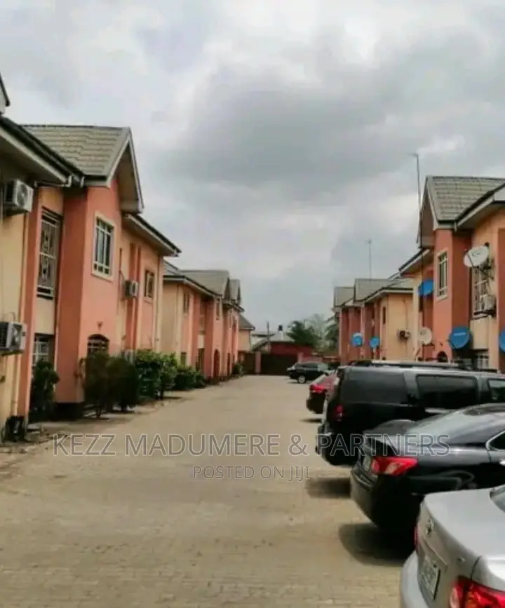 20bdrm Block of Flats in Off Nta Road, Port for sale in Port-Harcourt
