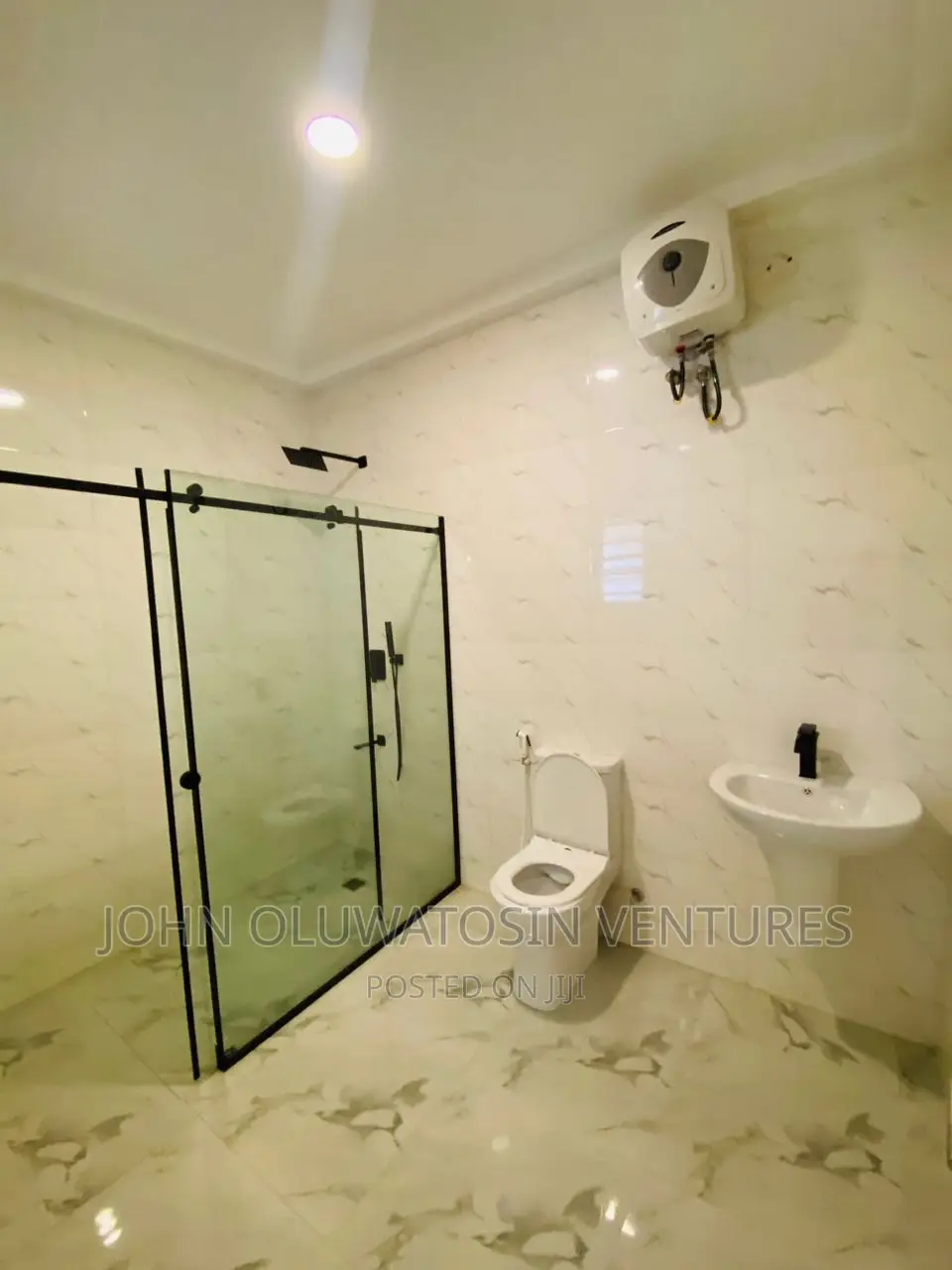 4bdrm Duplex in Calton Gate Estate, Akobo for rent in Akobo