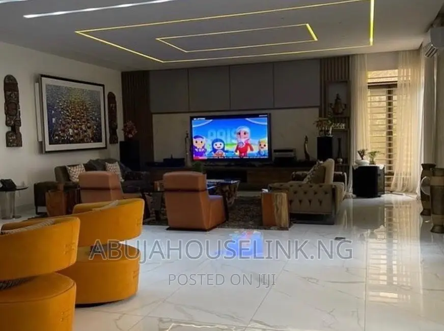 Furnished 5bdrm Duplex in Guzape Main Abuja for sale in Guzape District