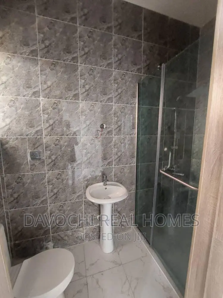 4bdrm Duplex in Ikota Villa Estate, Lekki for rent in Lekki